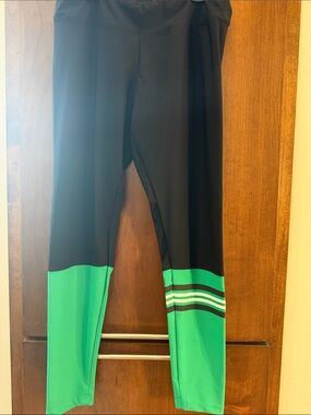 Marika Black Athletic Leggings with Logo Waistband Print